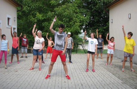 Játékkal és tanulással telt a lurkók bűn,- és áldozattá válást megelőző élménytábora